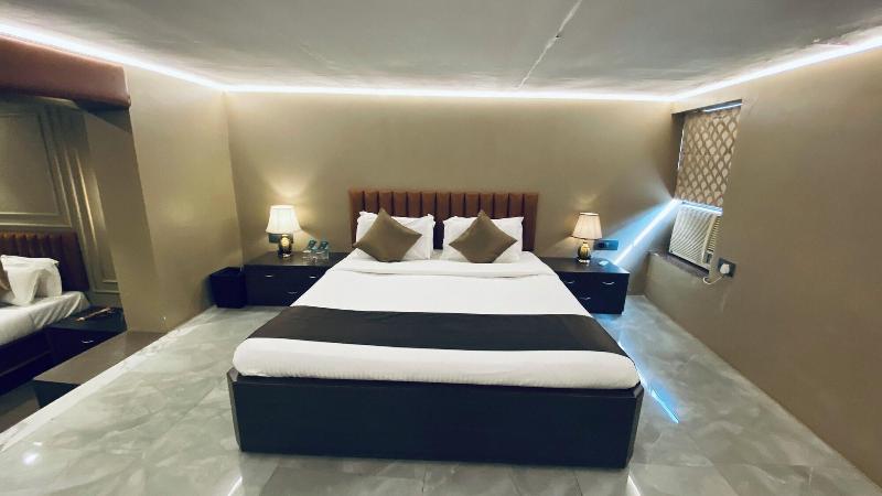 Gulf Hotel image
