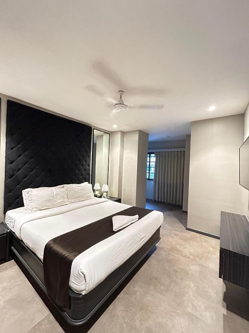 Gulf Hotel image