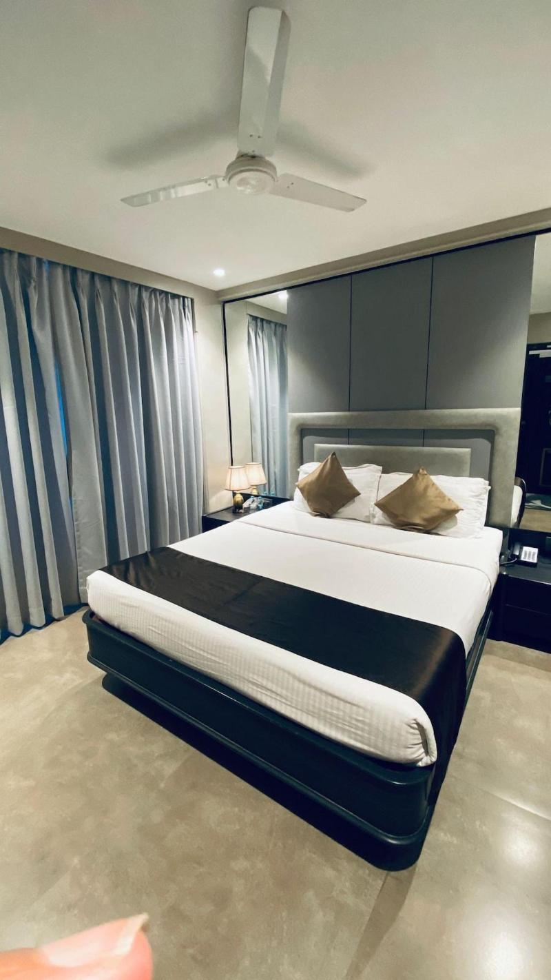 Gulf Hotel image