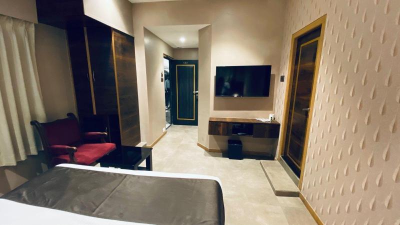 Gulf Hotel image