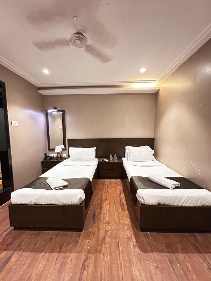 Gulf Hotel image