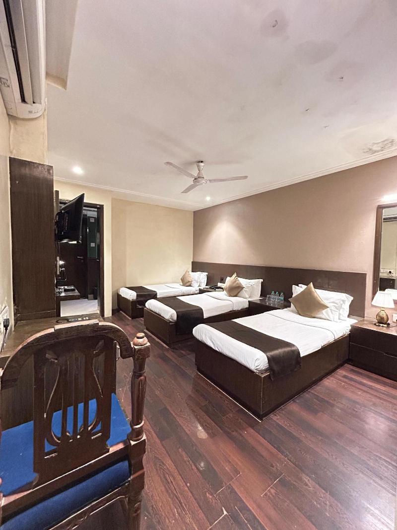 Gulf Hotel image