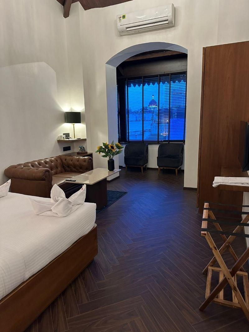 Gulf Hotel image