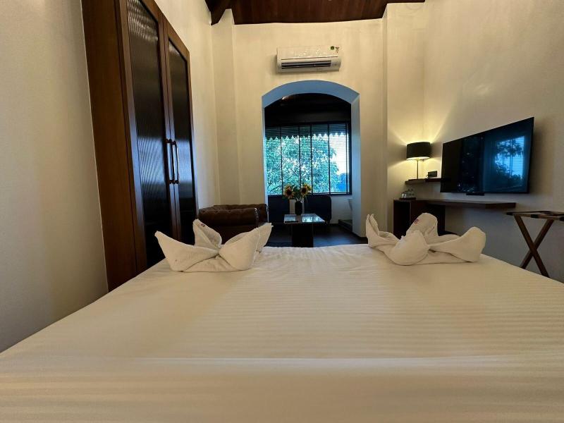 Gulf Hotel image