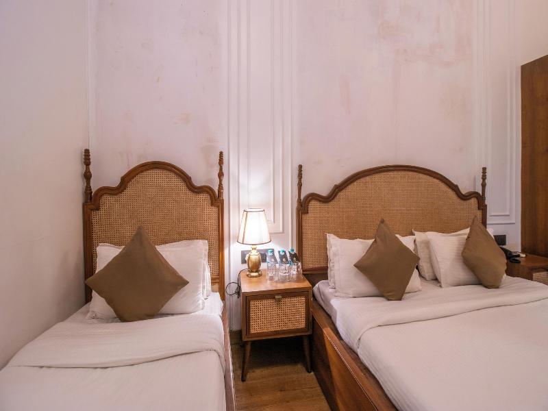 Gulf Hotel image