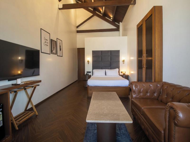 Gulf Hotel image