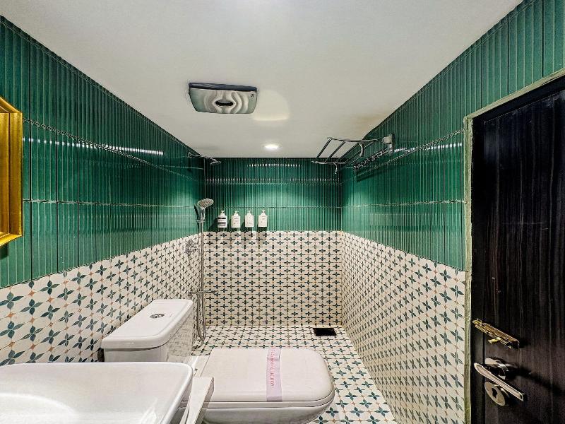 Gulf Hotel image