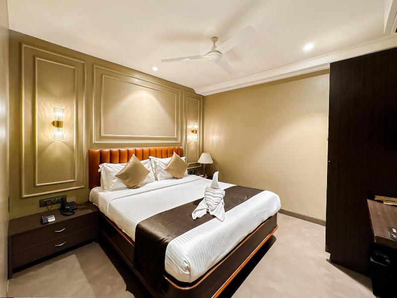 Gulf Hotel image
