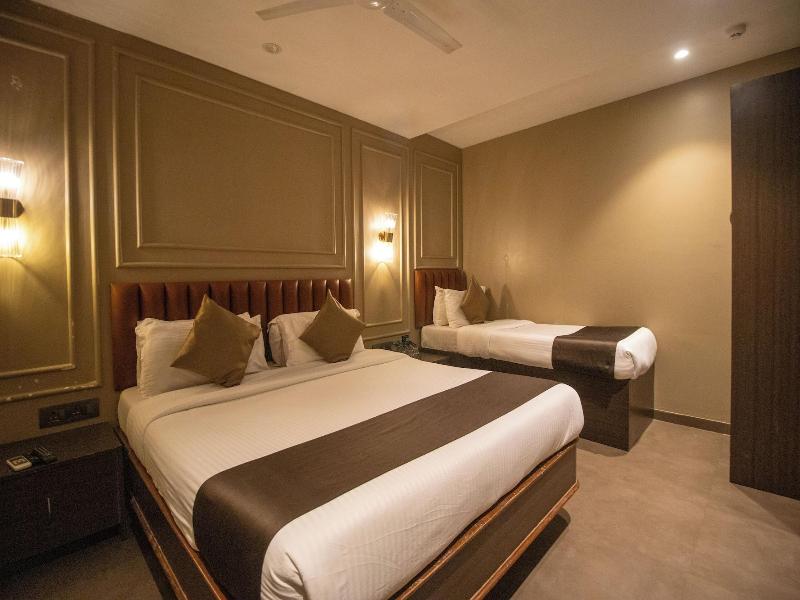 Gulf Hotel image