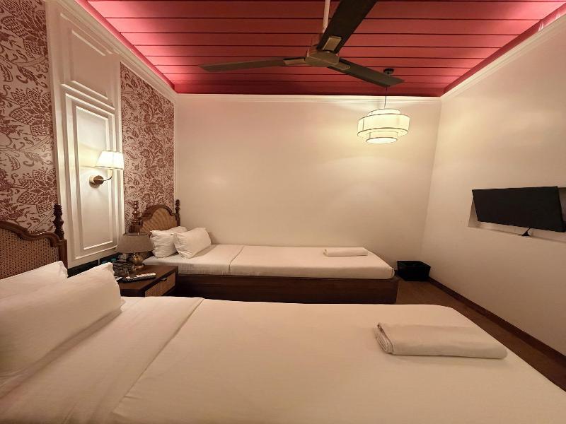 Gulf Hotel image