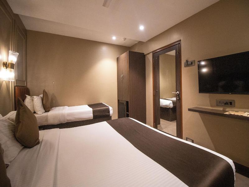 Gulf Hotel image
