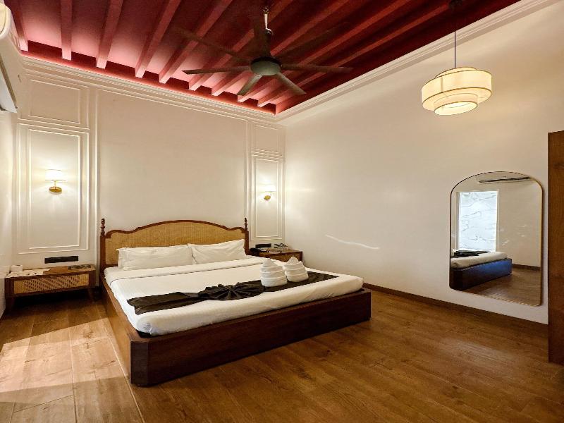 Gulf Hotel image
