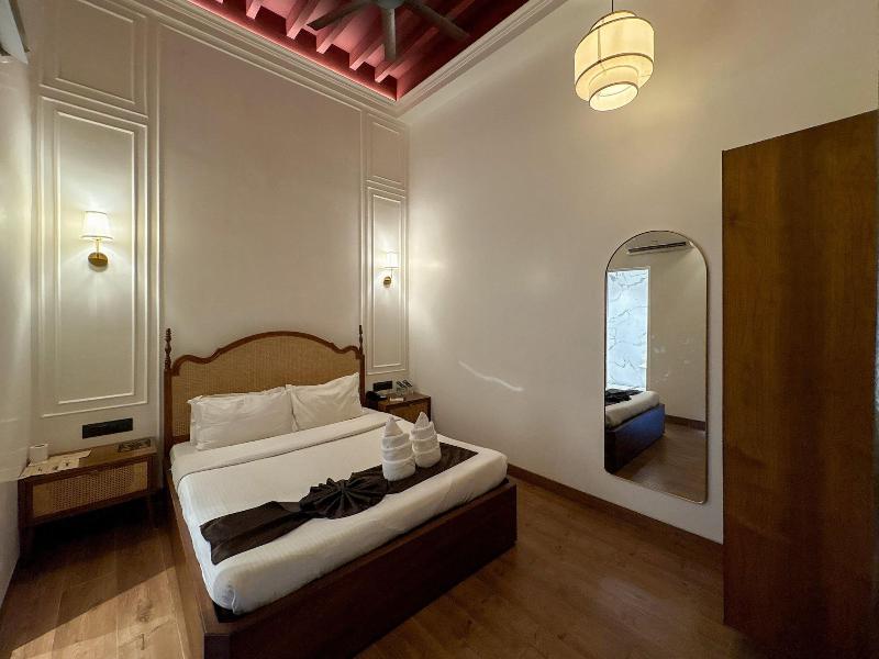 Gulf Hotel image