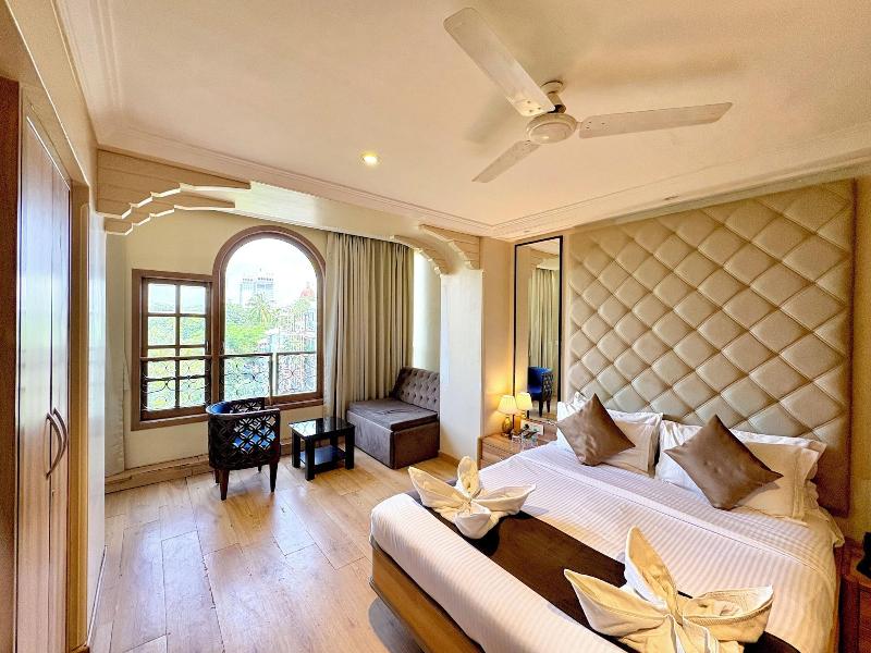 Gulf Hotel image