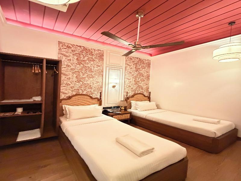 Gulf Hotel image