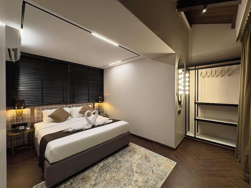 Gulf Hotel image