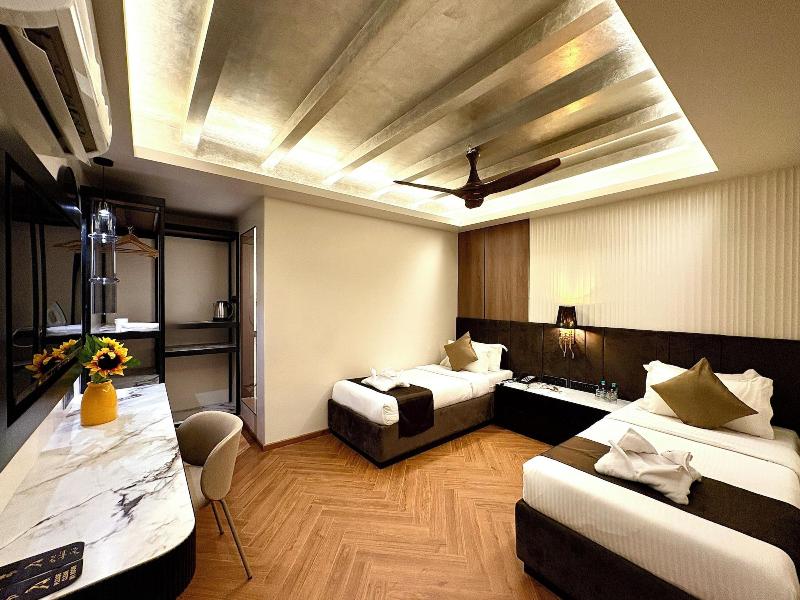 Gulf Hotel image