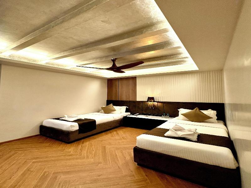 Gulf Hotel image