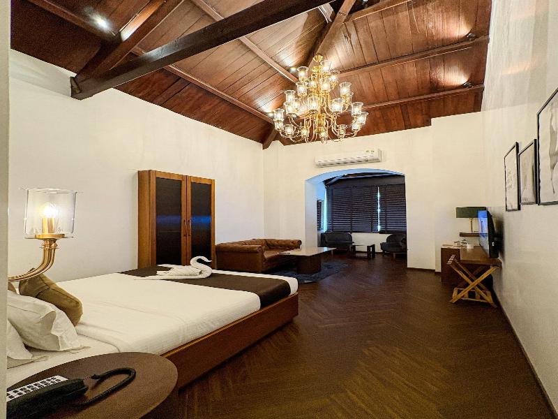 Gulf Hotel image