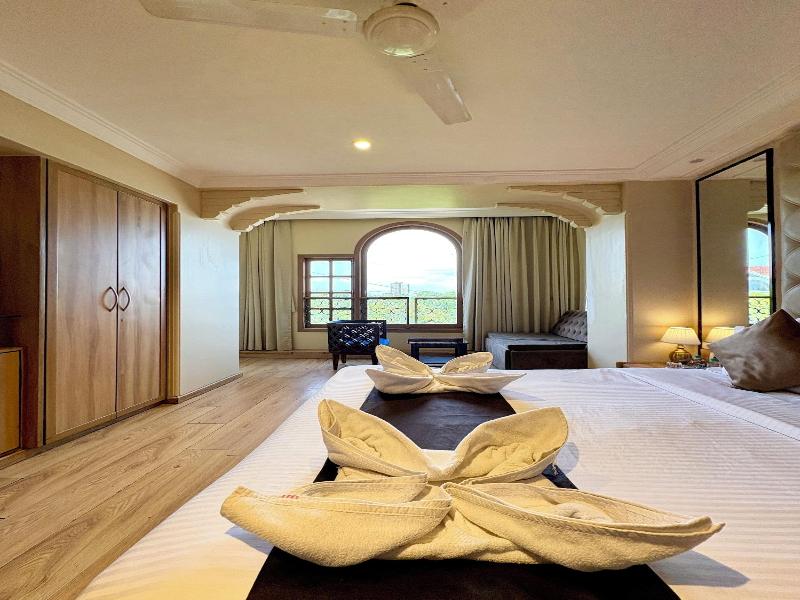 Gulf Hotel image