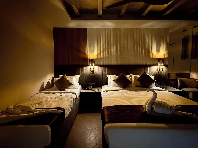 Gulf Hotel image