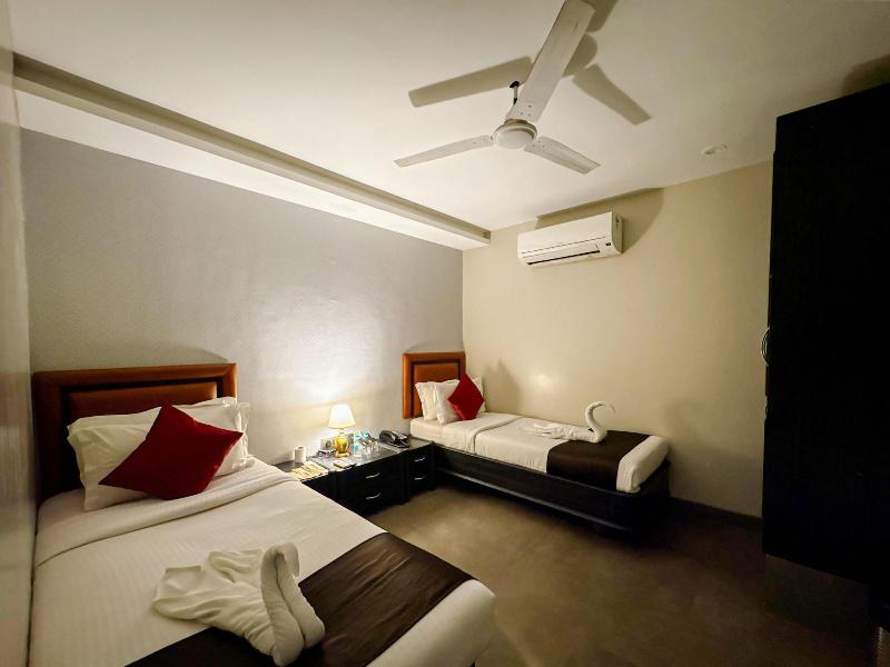 Gulf Hotel image