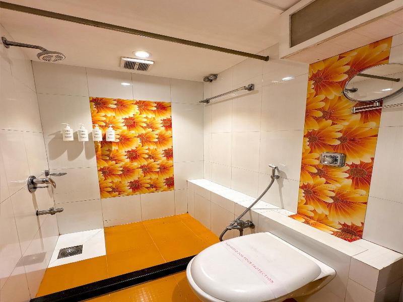 Gulf Hotel image