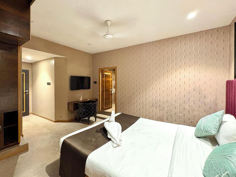 Gulf Hotel image
