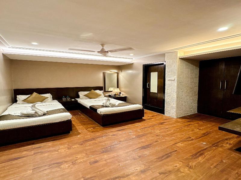Gulf Hotel image