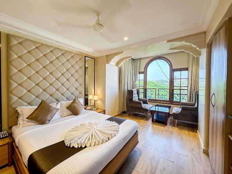 Gulf Hotel image