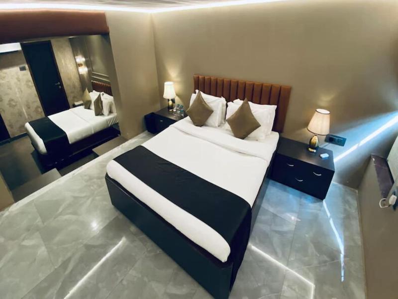 Gulf Hotel image