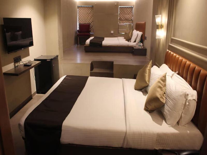 Gulf Hotel image
