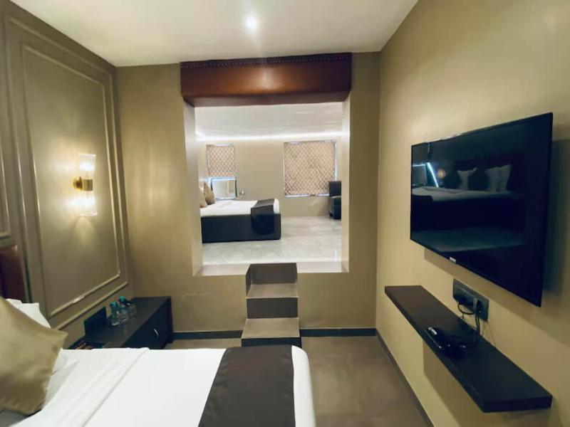 Gulf Hotel image