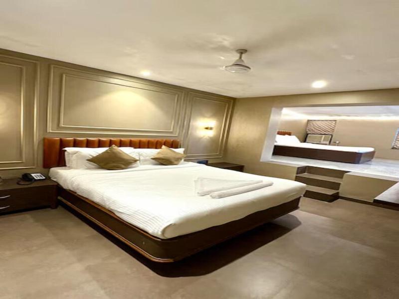 Gulf Hotel image