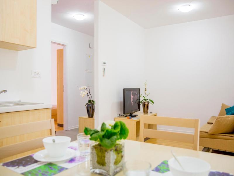 Postojna Cave Rooms & Apartments Proteus image