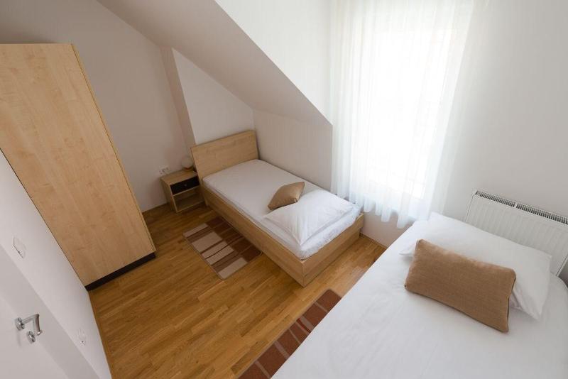 Postojna Cave Rooms & Apartments Proteus image