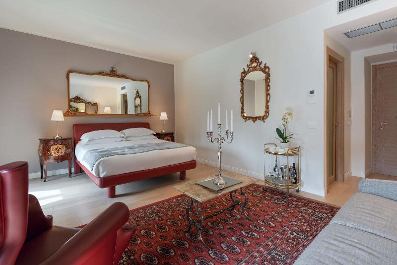 Corte Realdi Luxury Rooms - Torino image