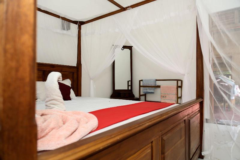 Wayside Guest image