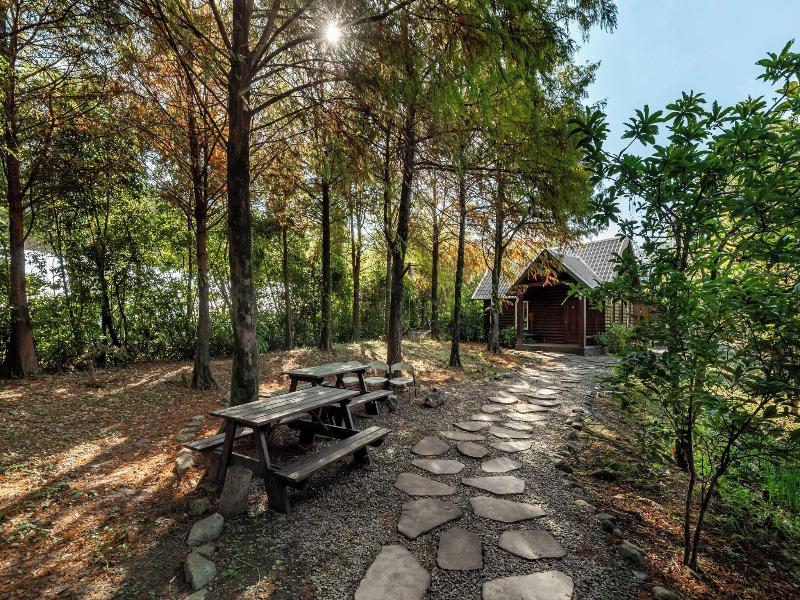 Green Forest Villa image