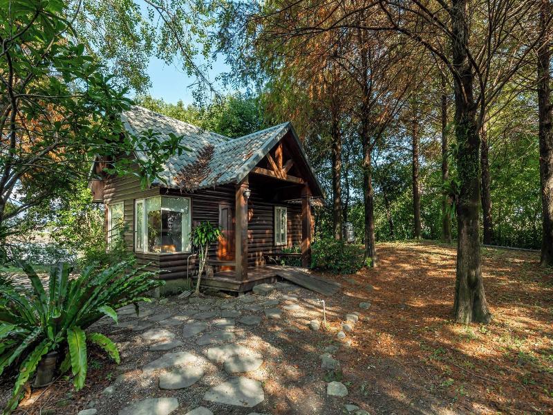 Green Forest Villa image