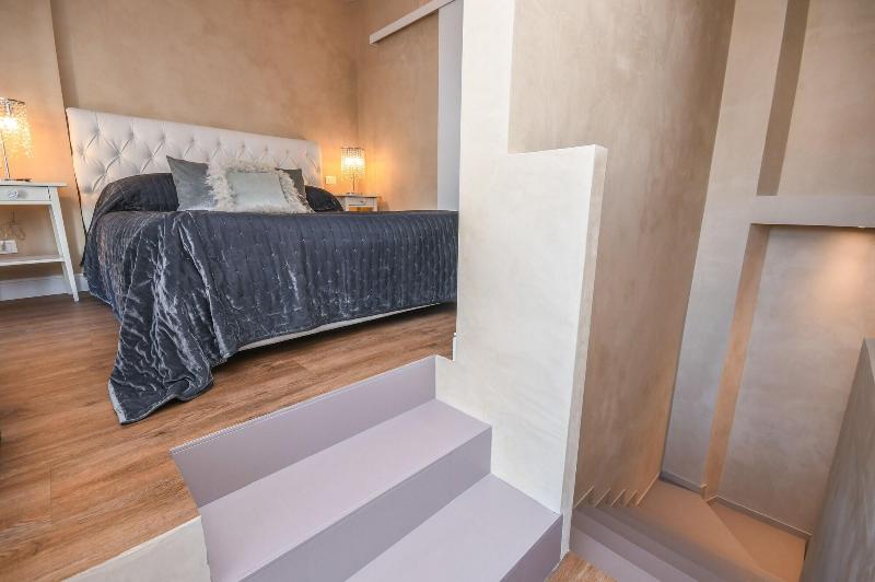 Luxury Suite Sirmione image