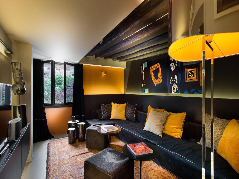 Charming House Dd724 image