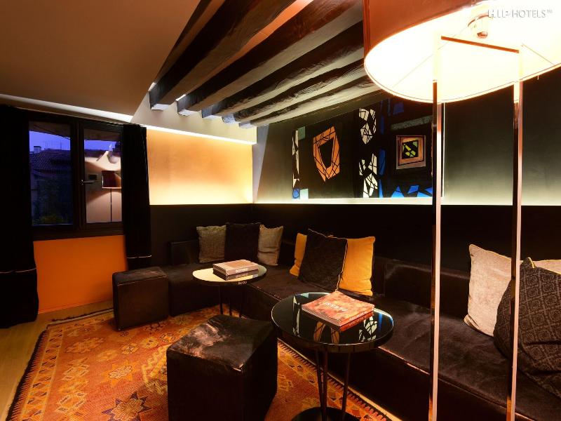 Charming House Dd724 image