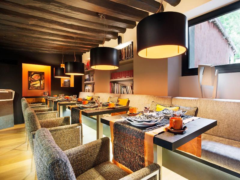 Charming House Dd724 image