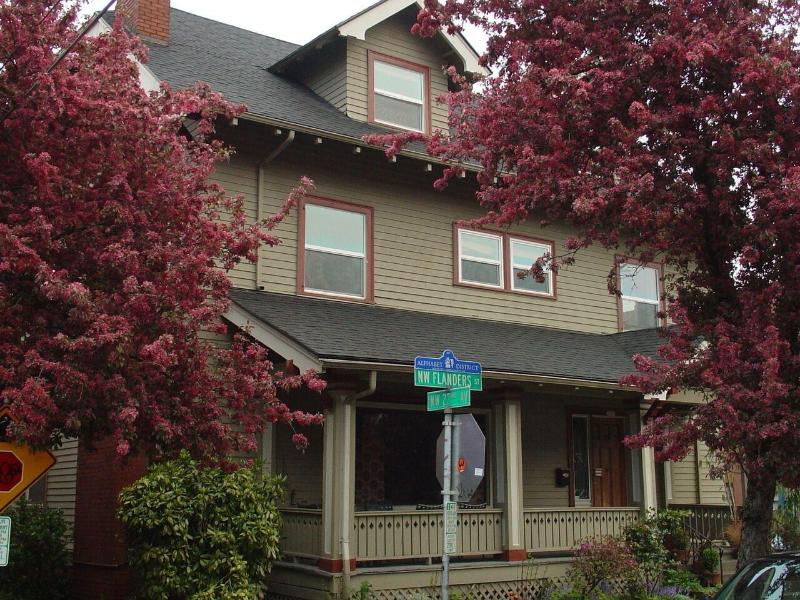 Portland International Guesthouse image