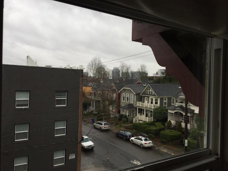 Portland International Guesthouse image