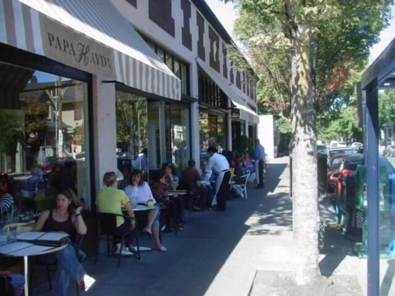 Portland International Guesthouse image