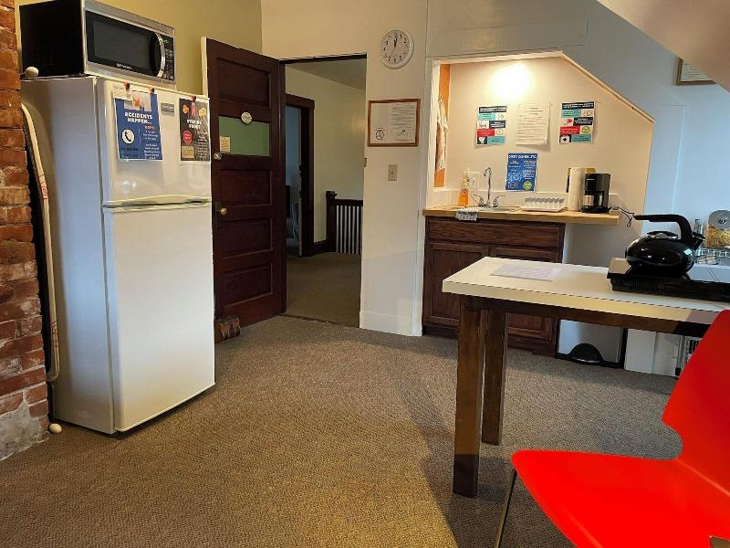Portland International Guesthouse image