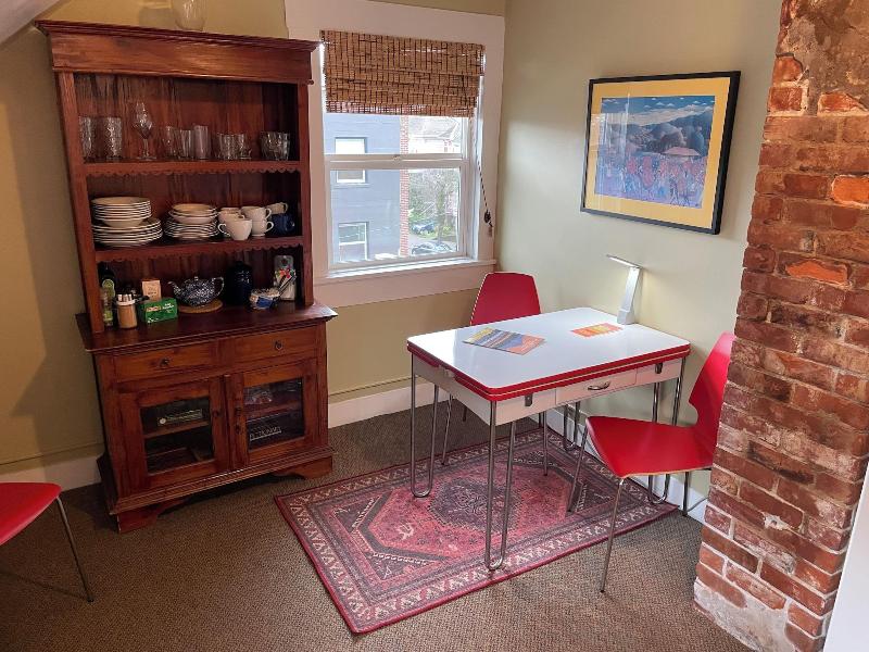 Portland International Guesthouse image