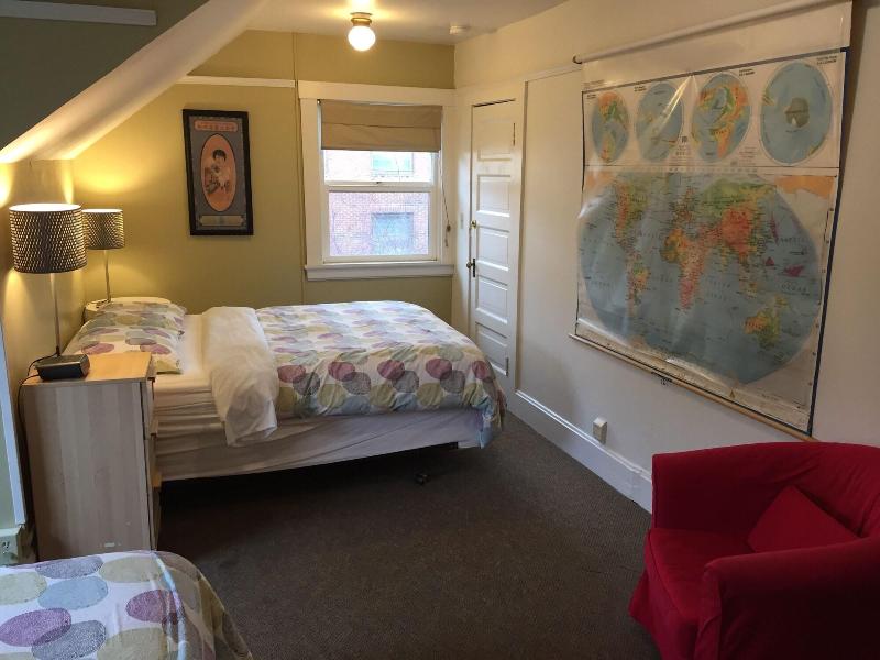 Portland International Guesthouse image